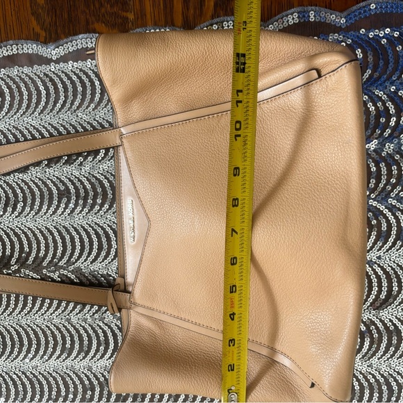 Michael Kors Tan Leather Tote Bag - Picture 10 of 12